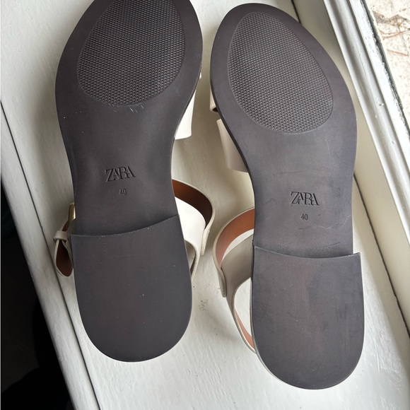 Zara Women's Cream Leather Fisherman Sandals - Picture 3 of 6